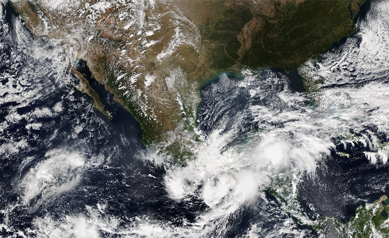 satelite-huracan-2010