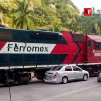 Tren arrolla vehículo en El Tajo, Manzanillo - AFmedios