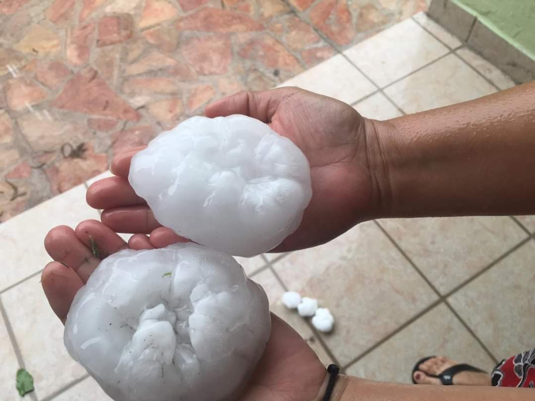 Cae granizo de hasta 3 pulgadas en Nueva Rosita, Coahuila