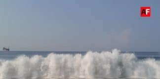 Prevén incremento de oleaje en las costas de Jalisco durante el fin de semana