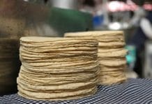Agricultura y Profeco descartan alzas al precio de la tortilla y llaman a no atender versiones falsas sobre costos del maíz y la harina