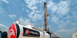 Sheinbaum reporta reducción de 20 mil millones de dólares en deuda de Pemex