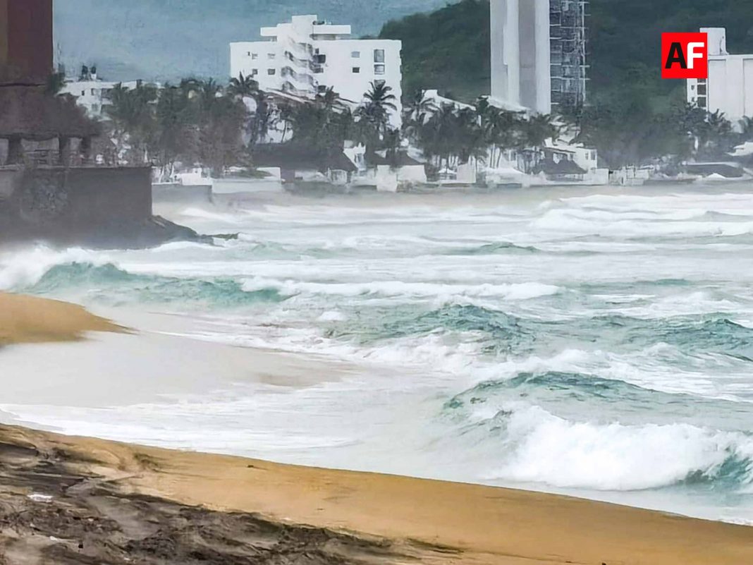 olas_mardefondo_manzanillo_julio_2023_3