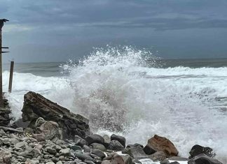 Polo mantiene condiciones adversas en Colima: prevén lluvias intensas, fuertes vientos y oleaje de hasta 6 metros