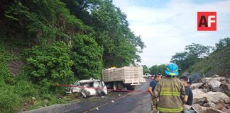 Se registran dos accidentes mortales uno por la libre a Colima y otra por autopista a Guadalajara