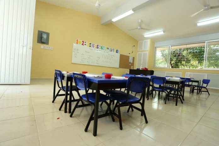 salon escuela aulas_coquimatlan_indira_03