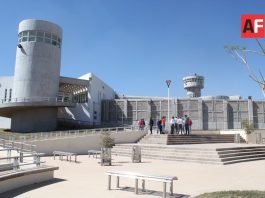 Trasladan a Puente Grande a siete detenidos por disturbios afuera de Casa Jalisco