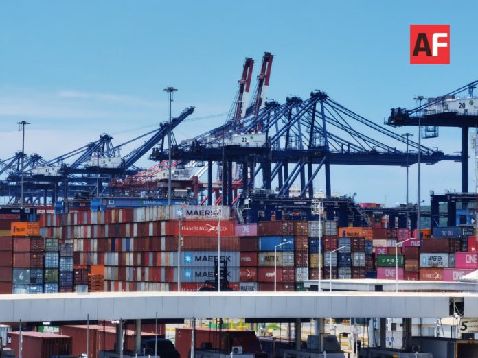 Traileres en el Puerto Interior de Manzanillo, embotellamiento por trafico portuario-8