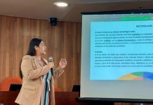 Académica de la UdeC presenta investigación sobre erradicación de violencias en aulas