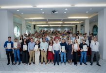 Reconocen a 74 egresados de la UdeC con el Premio al Desempeño de Excelencia CENEVAL