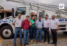 Gobernadora Indira Vizcaíno encabeza entrega de grúa y 5 unidades para fortalecer labores de Ciapacov