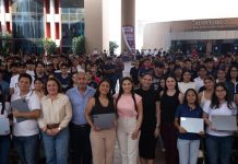 Indira Vizcaíno inicia la entrega formal de ColiBecas Computadoras a estudiantes de universidades públicas