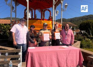 Entrega UEPCBJ unidad de extinción de incendios en comodato al municipio de San Sebastián del Oeste