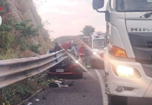 Accidente en libramiento El Naranjo en Manzanillo deja dos lesionados