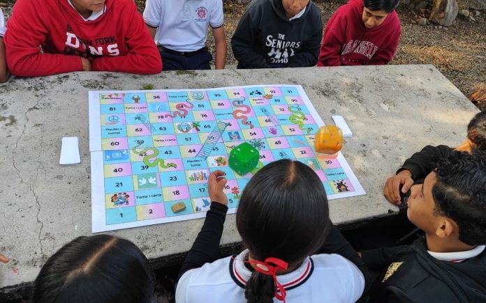 Fortalecen cultura de paz en Suchitlán_b