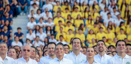 Foto Monumental UdeC 2025 reúne a cerca de 8 mil 500 universitarios