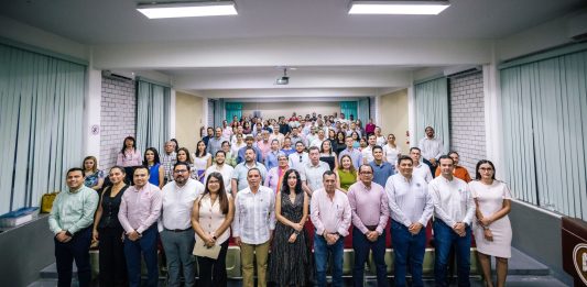 Incremento en la matrícula, titulación y nuevos programas académicos, logros de Economía y el Bachillerato 16 de La Villa