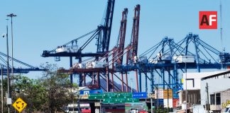 Operaciones del Transporte de Carga en Manzanillo con baja drástica hoy por bloqueos carreteros