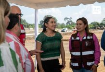 Gobernadora de Colima visita predio de ‘La Villa’ donde se construyen 237 Viviendas para el Bienestar