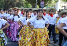 Más de 7,200 participantes en el Desfile por 115 Aniversario de la Revolución Mexicana, en Colima