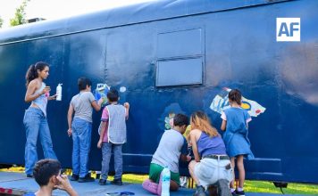 Niñas y niños remodelan el ‘Vagón de las Artes’ en Casa de la Cultura de Colima
