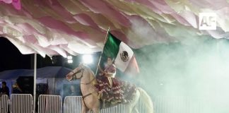 Conquistador’ deslumbra al público en el Teatro del Caballo de la Feria de Colima 2025