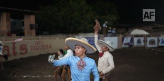 Emanuel Rodríguez, campeón del Torneo Nacional de Charro Completo en la Feria de Colima