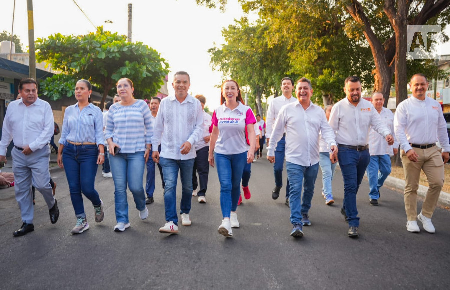 desfile 20nov villa_2