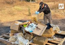 FGR incineró más de 97 kilos de narcóticos, más de dos mil pastillas psicotrópicas y destruyó más de 200 máquinas tragamonedas