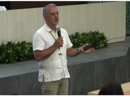 Conocen académicos y funcionarios universitarios trabajo de instancia ecuatoriana que apoya la ciencia