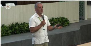 Conocen académicos y funcionarios universitarios trabajo de instancia ecuatoriana que apoya la ciencia