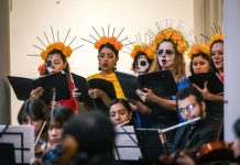 Coro y orquesta de la UdeC ofrecieron concierto de requiems para conmemorar el Día de Muertos