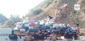 Semar incinera cerca de cinco toneladas de cocaína asegurada en operativos marítimos