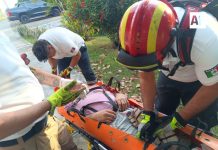 UEPC Colima y CRUM atienden a motociclista que cayó de un puente, por el Tercer Anillo Periférico