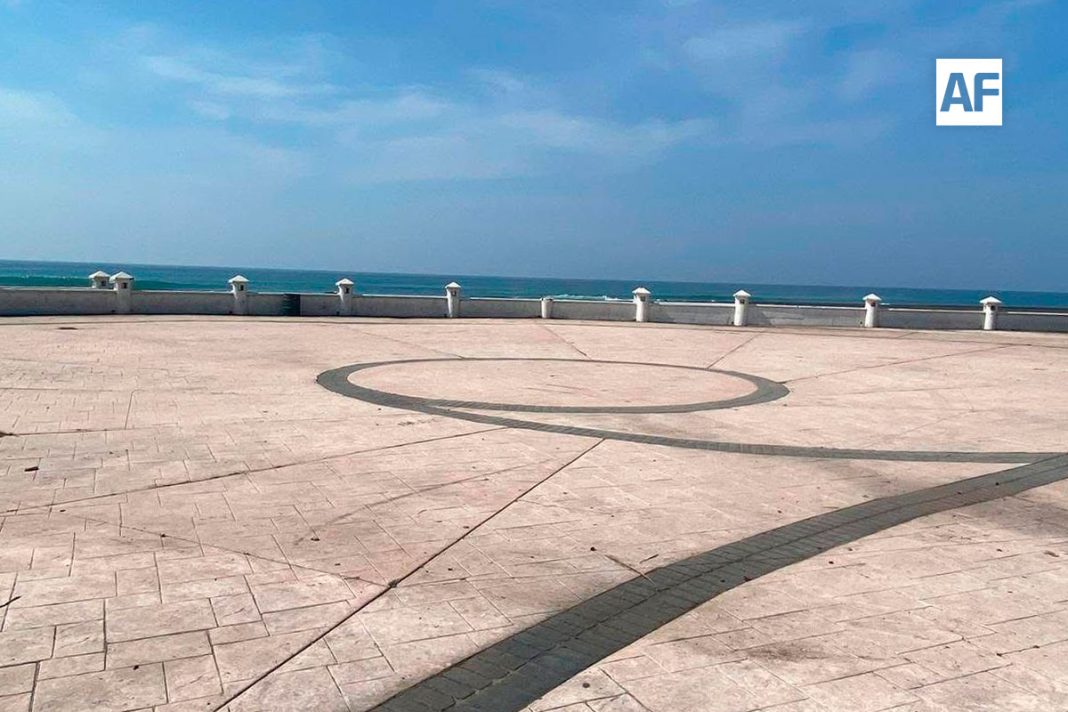 playa-el-real-tecoman-limpieza-malecon-01