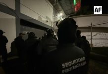 Escapa reo del Penal de Puerto Vallarta; detienen a tres custodios por presunta complicidad