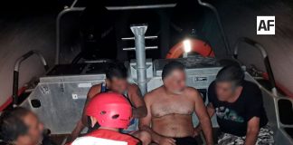 Marina rescata a cuatro personas en peligro de ahogamiento en Bahía de Banderas, Nayarit
