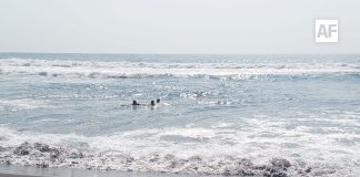 Continúa búsqueda de hombre desaparecido en playa Cuyutlán, Armería