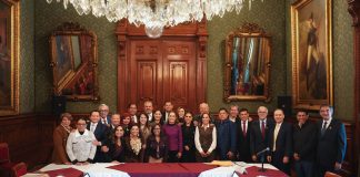 Gobernadora de Colima participa en reunión con la Presidenta Claudia Sheinbaum; abordan temas relacionados con IMSS Bienestar