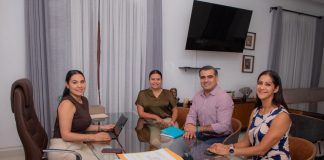 Gobernadora Indira Vizcaíno da seguimiento al avance de las Viviendas del Bienestar en el municipio de Colima