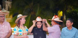 Premian a ganadores del concurso »Mi Vida con el Sombrero Colimote»