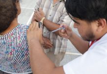 Vacunación es la principal herramienta contra la neumonía: Salud Colima