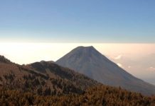 Volcán de Fuego en calma y sin riesgo para la población: UEPC Colima