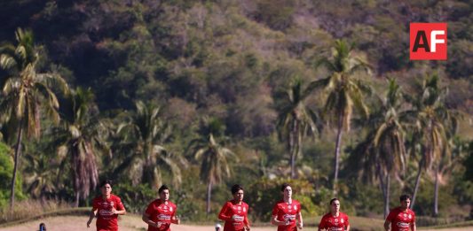 Chivas Rayadas de Guadalajara realiza nuevamente pretemporada en Manzanillo