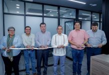Rector entrega instalaciones las de Oficinas de Educación a Distancia