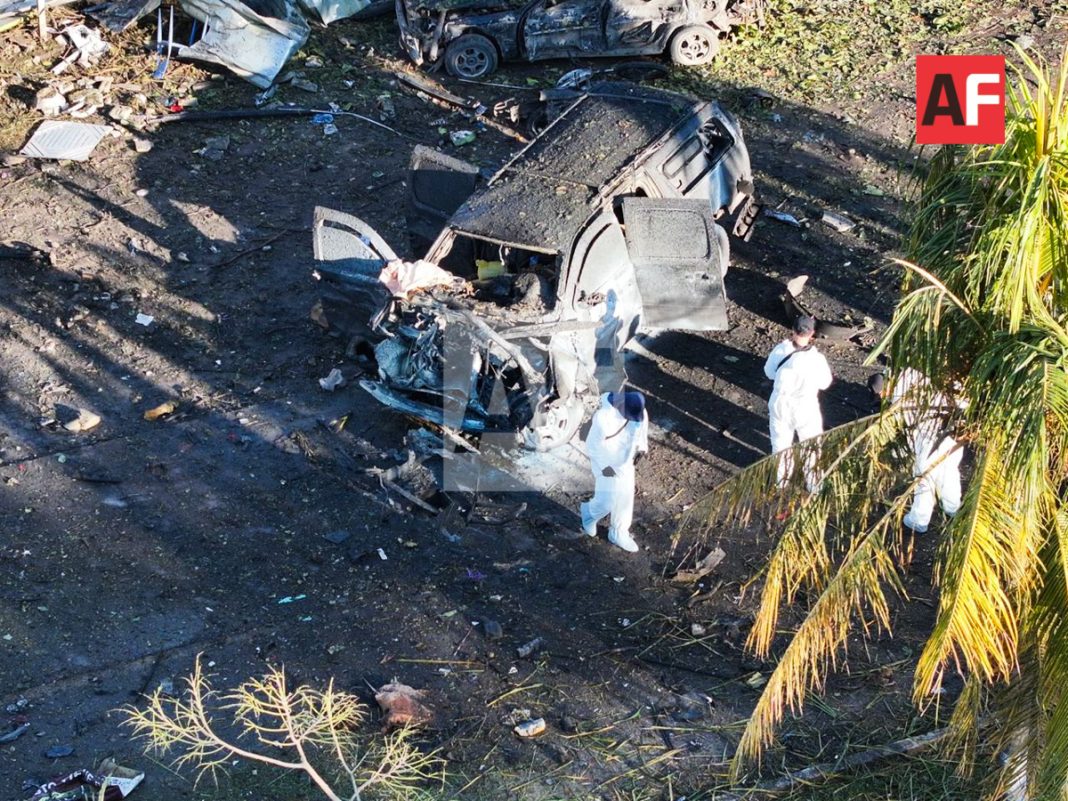 Explosión Coche Bonba en Coahuayana, Michoacán_-13