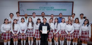 Gana coro del Bachillerato 4 final del Concurso de Interpretación del Himno Universitario
