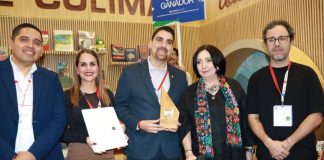 UdeC recibe el Premio al Mejor Stand, categoría Bronce, en la FIL 2025
