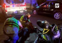 Atienden UEPC Y CRUM tres accidentes esta noche con personas lesionadas en Colima