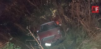 Protección Civil Manzanillo atiende accidente vehicular en la carretera Manzanillo–Cihuatlán